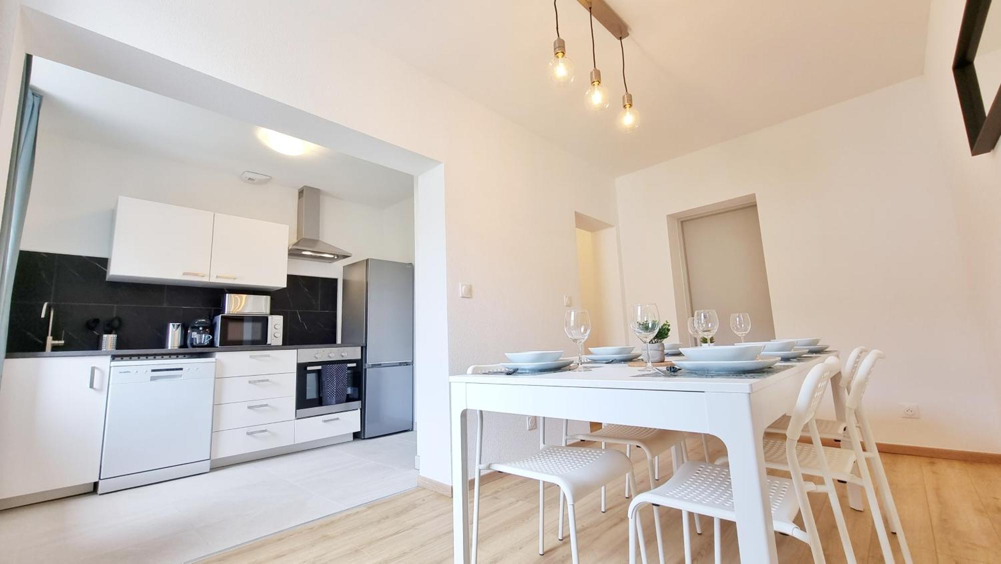 Le Triplex - 5 Chambres - 10 Pers- Fibre - Relax Bnb Mulhouse Eksteriør billede